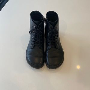 Peerko Go barefoot boots